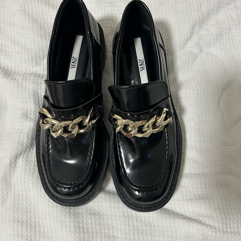 Zara Black Loafers with Gold Chain